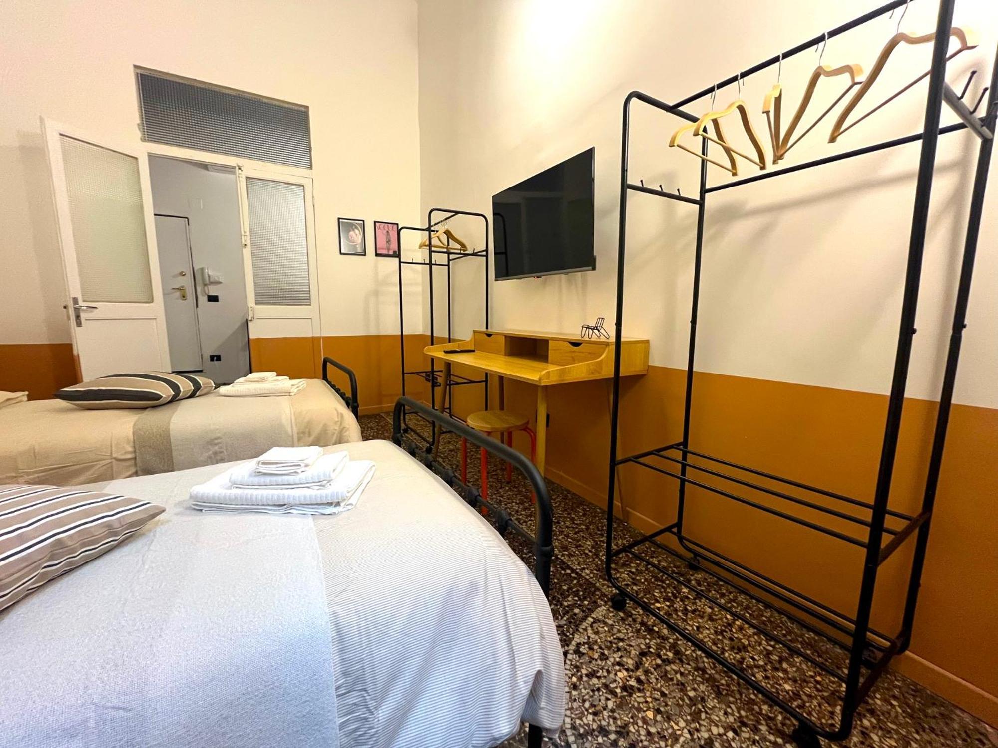 I Giustiniani B&B A Due Passi Dall'Acquario Genoa Bagian luar foto